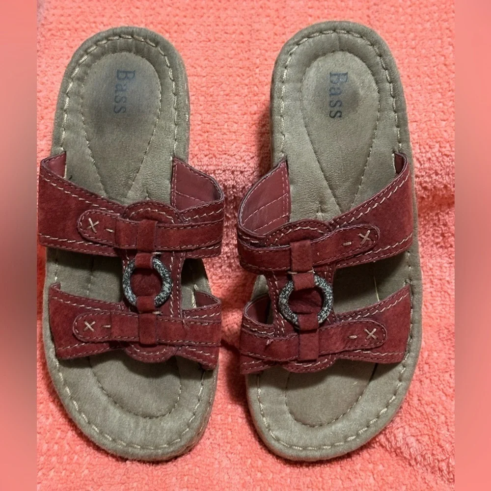 Bass Red and Brown Sandals with Leather Straps